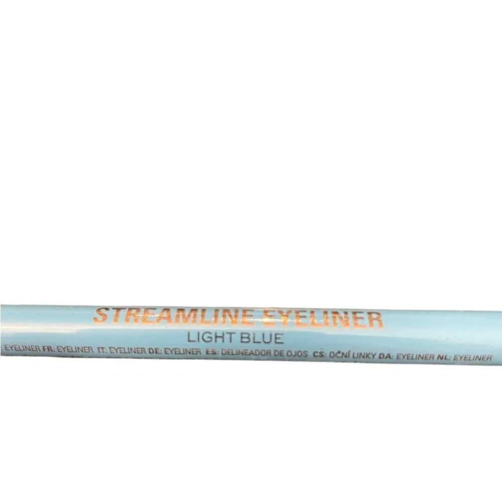 Makeup Revolution London Streamline Cream Eye Pencil Light Blue‎ 1.3g Colorful